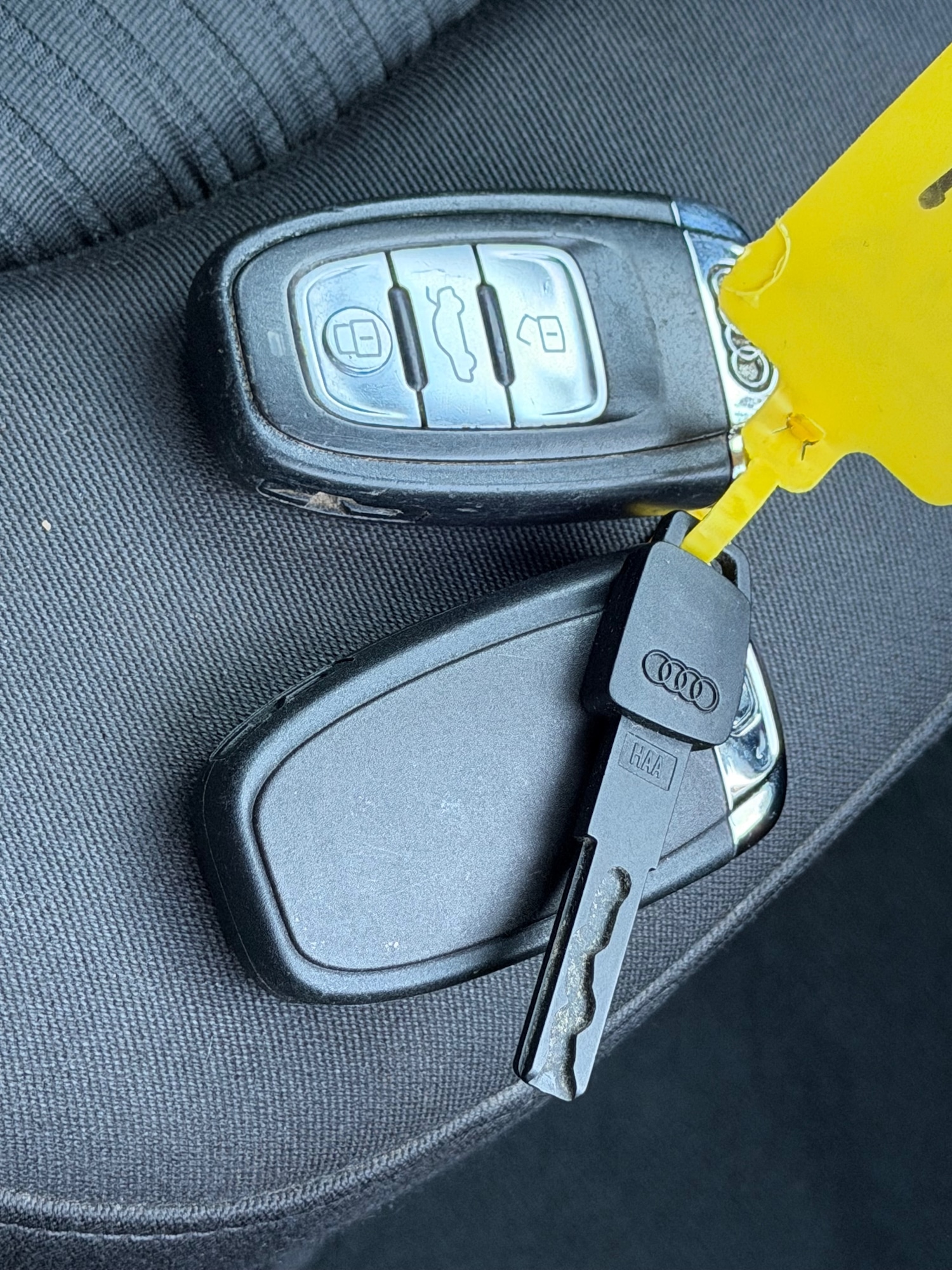 Used Audi A4 2009 for sale - 76567841: Photo 19