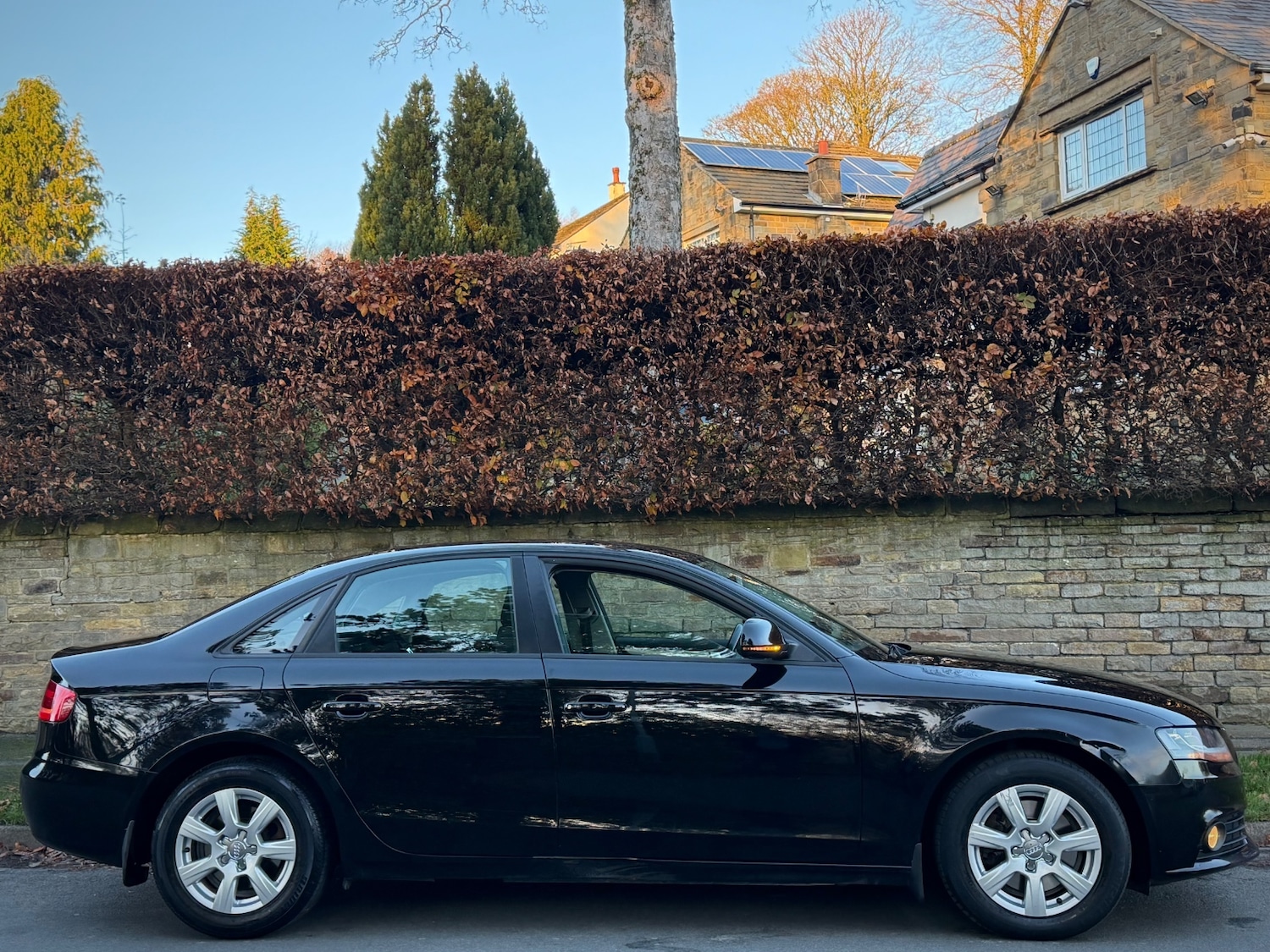 Used Audi A4 2009 for sale - 76567841: Photo 2