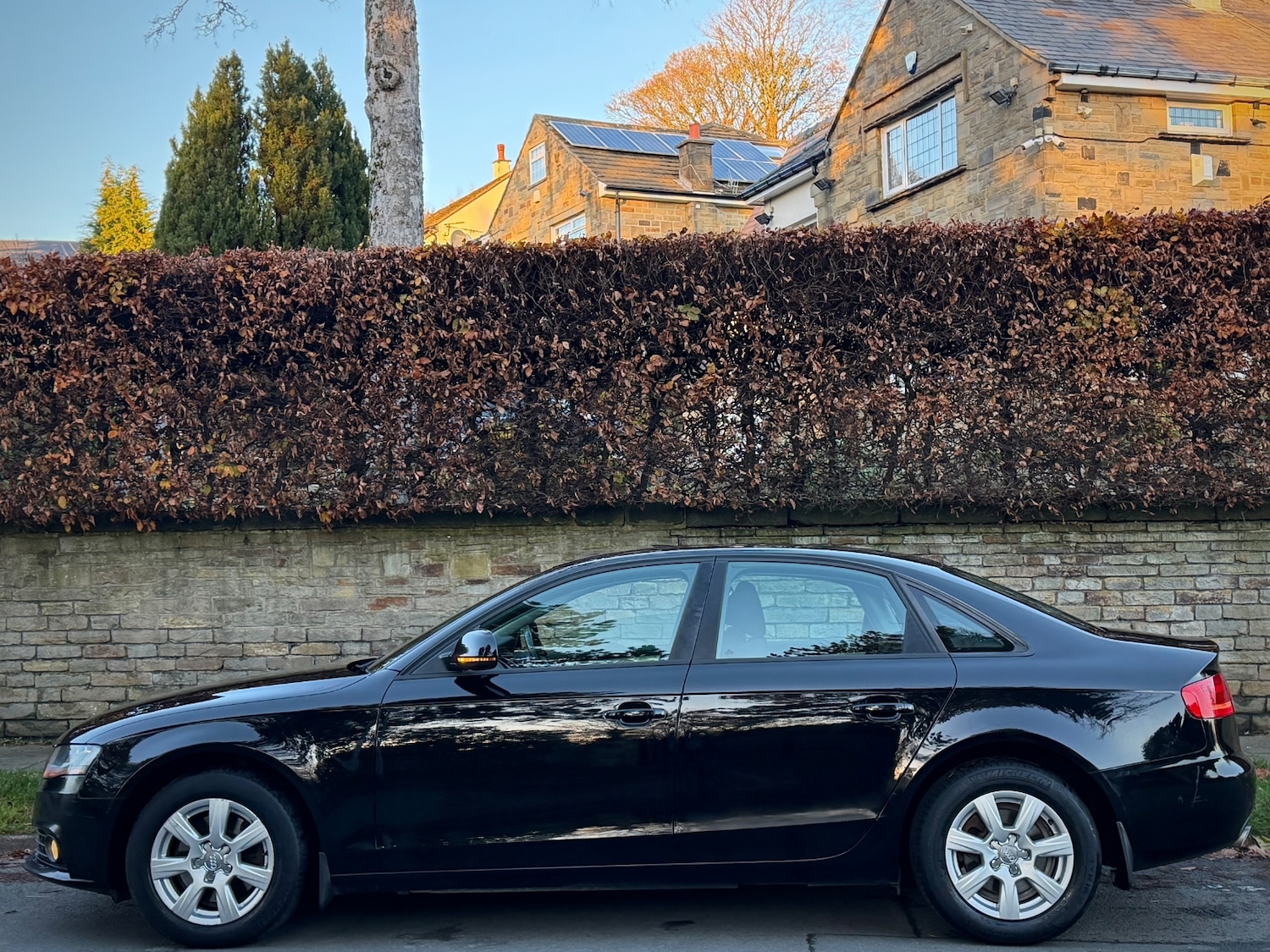 Used Audi A4 2009 for sale - 76567841: Photo 5