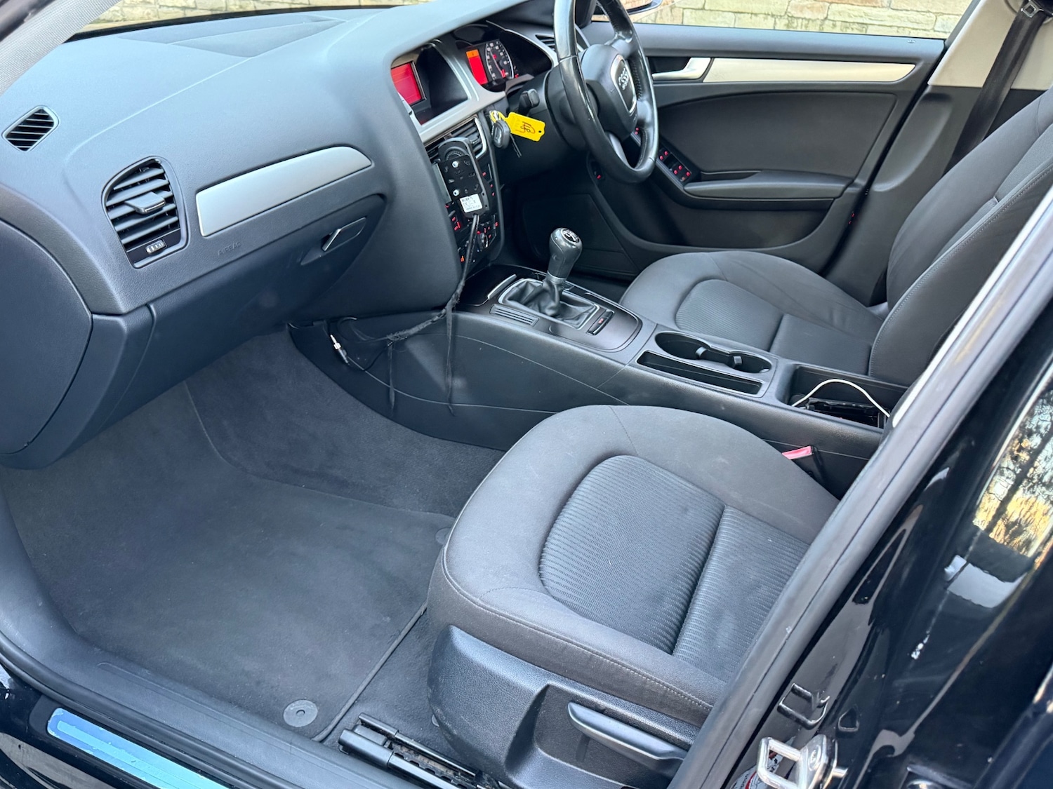 Used Audi A4 2009 for sale - 76567841: Photo 7