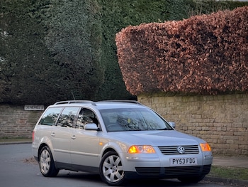 Used Volkswagen Passat 2003 for sale - 77766707: Photo