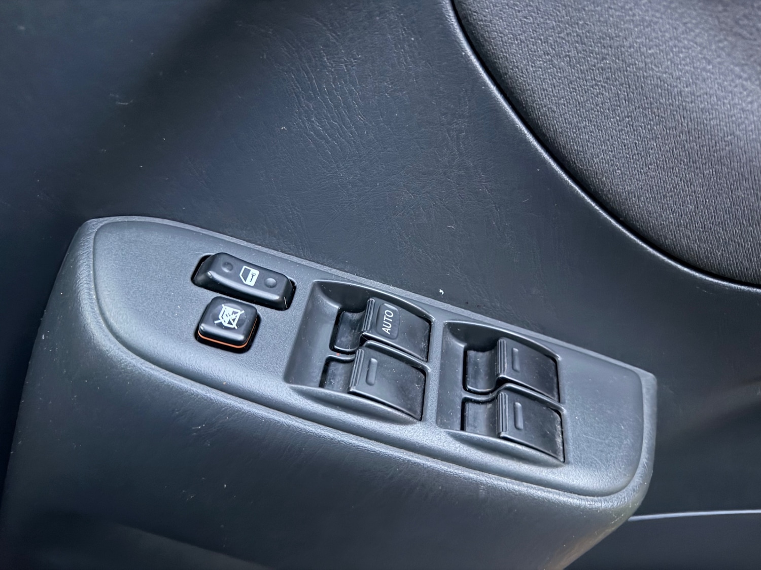 Used Toyota RAV4 2005 for sale - 76317476: Photo 17