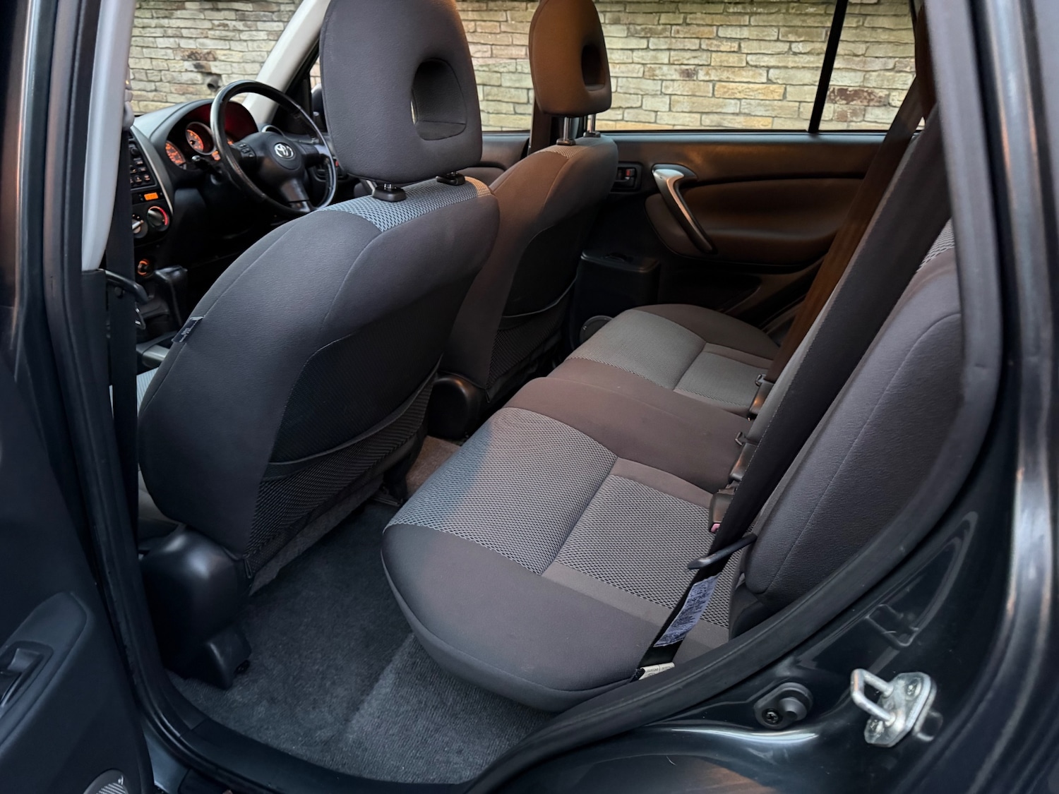 Used Toyota RAV4 2005 for sale - 76317476: Photo 9
