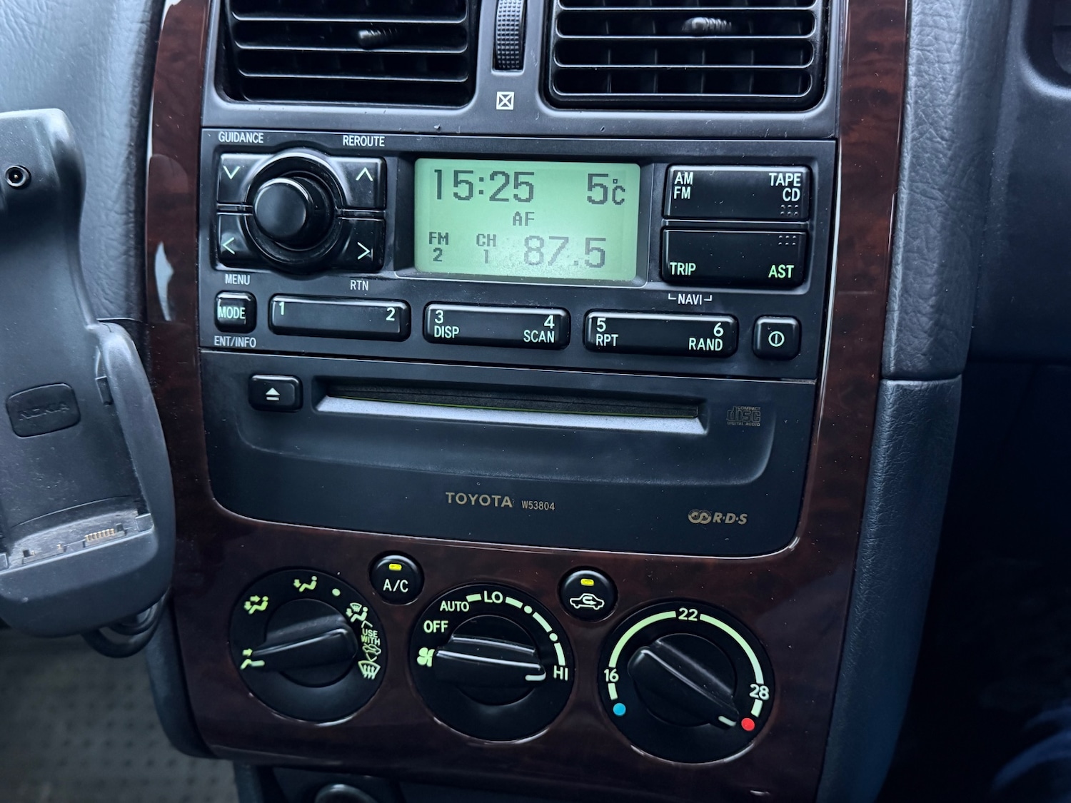 Used Toyota Avensis 2002 for sale - 77019150: Photo 18