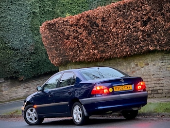Used Toyota Avensis 2002 for sale - 77019150: Photo