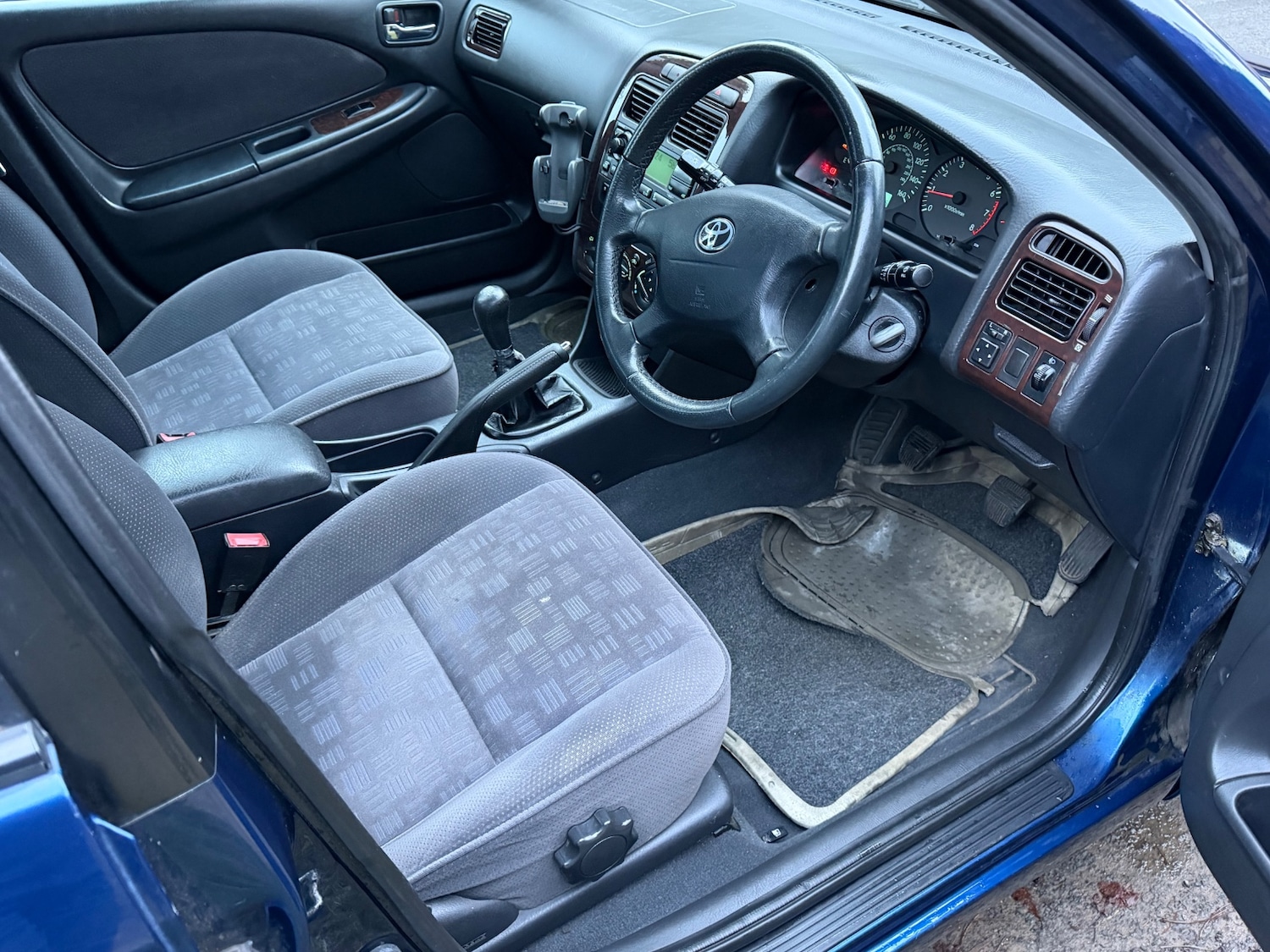 Used Toyota Avensis 2002 for sale - 77019150: Photo 7