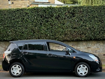 Used Toyota Verso 2011 for sale - 75633174: Photo