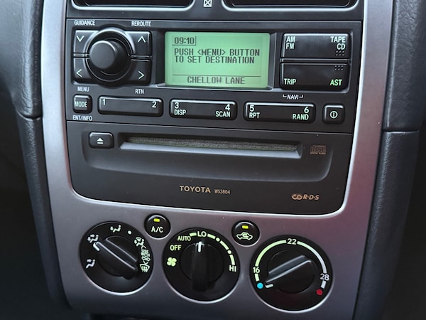 Used Toyota Avensis 2001 for sale - 75499649: Photo 19
