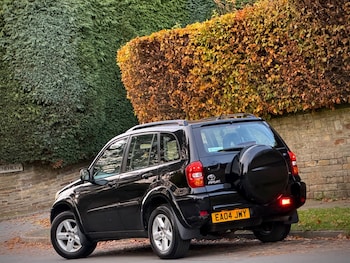 Used Toyota RAV4 2004 for sale - 76446067: Photo