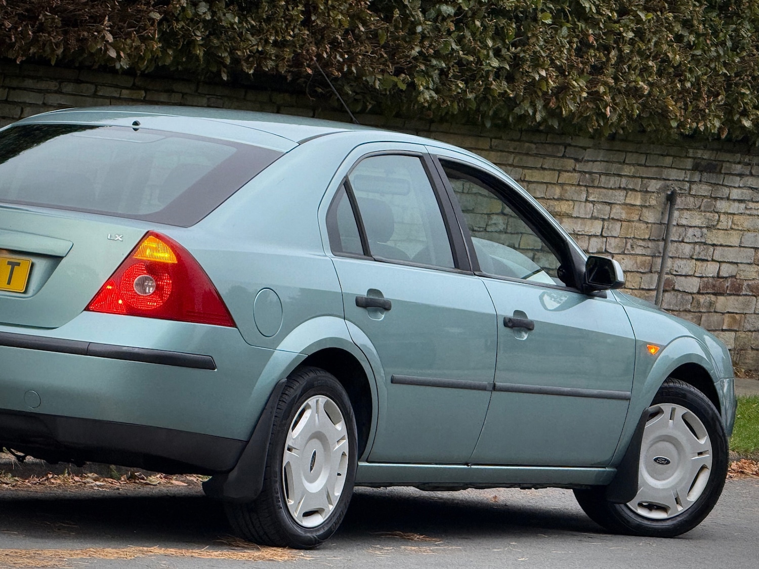 Used Ford Mondeo 2001 for sale - 75973444: Photo 12