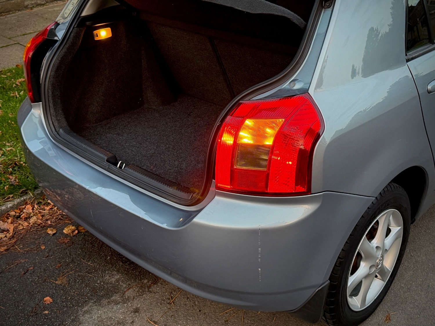 Used Toyota Corolla 2003 for sale - 76237500: Photo 13