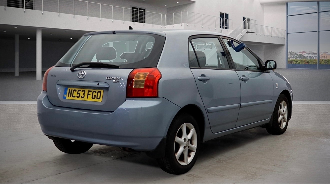 Used Toyota Corolla 2003 for sale - 76237500: Photo 3