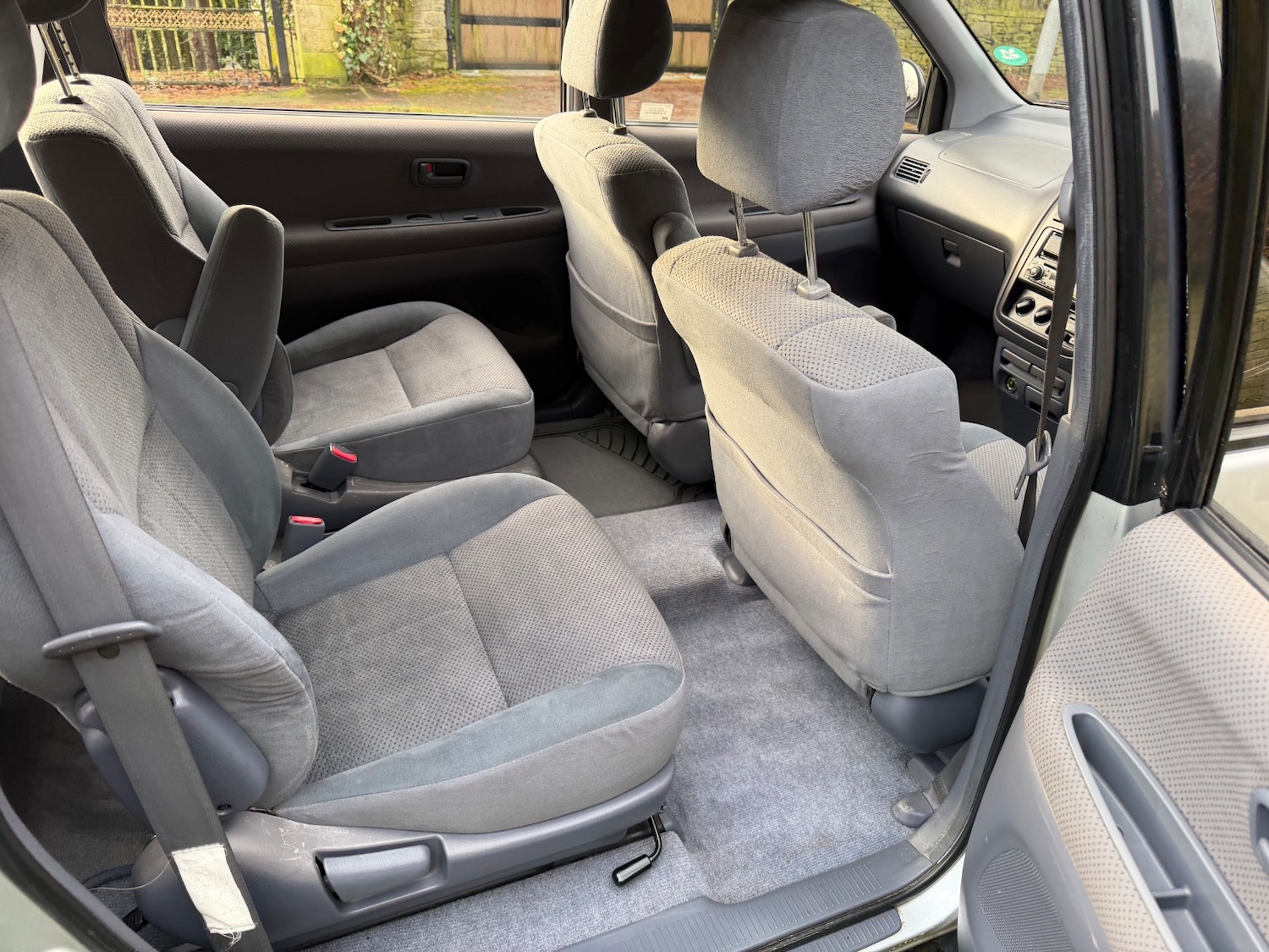 Used Toyota Picnic 2000 for sale - 77154315: Photo 10