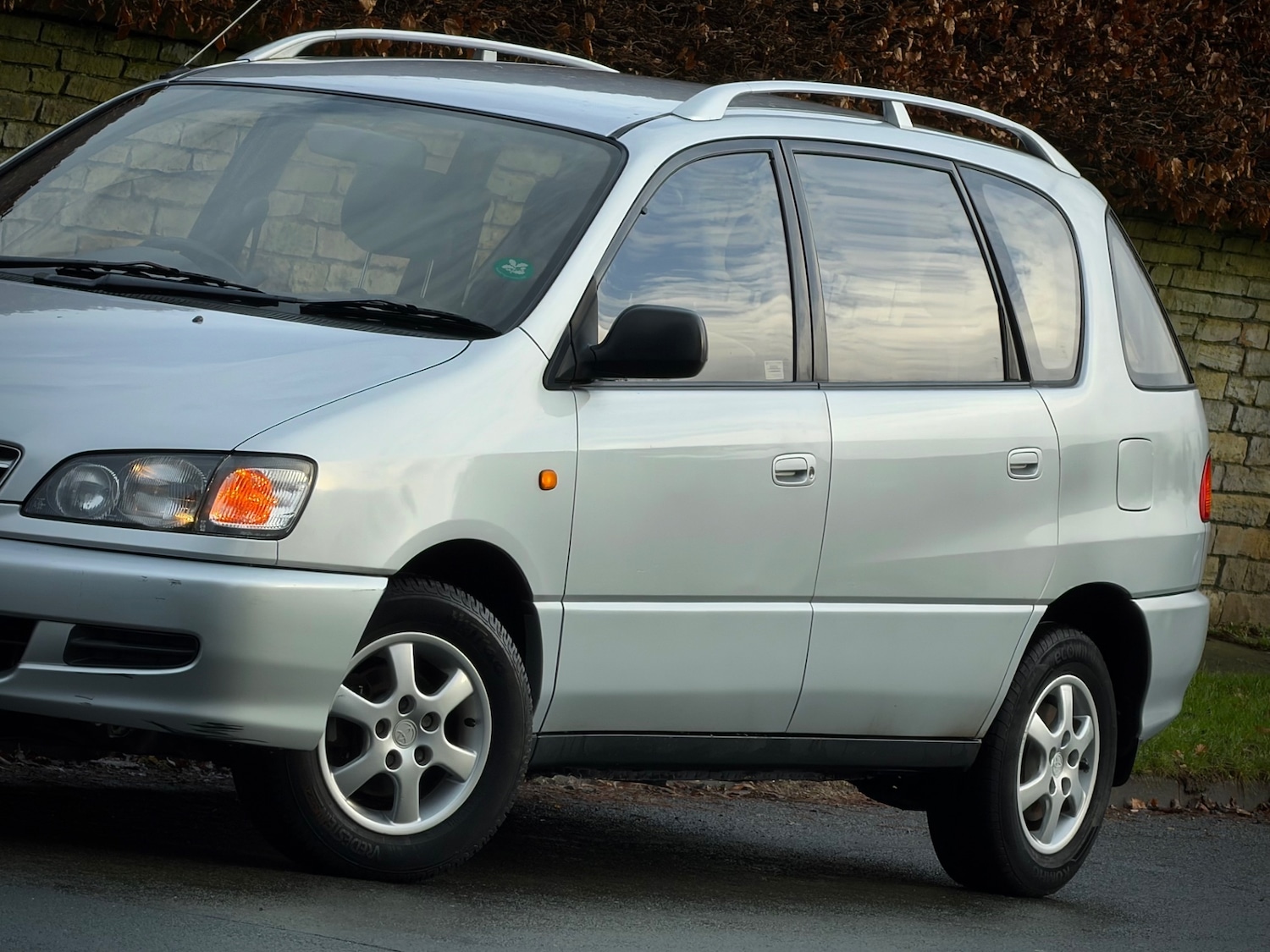 Used Toyota Picnic 2000 for sale - 77154315: Photo 14