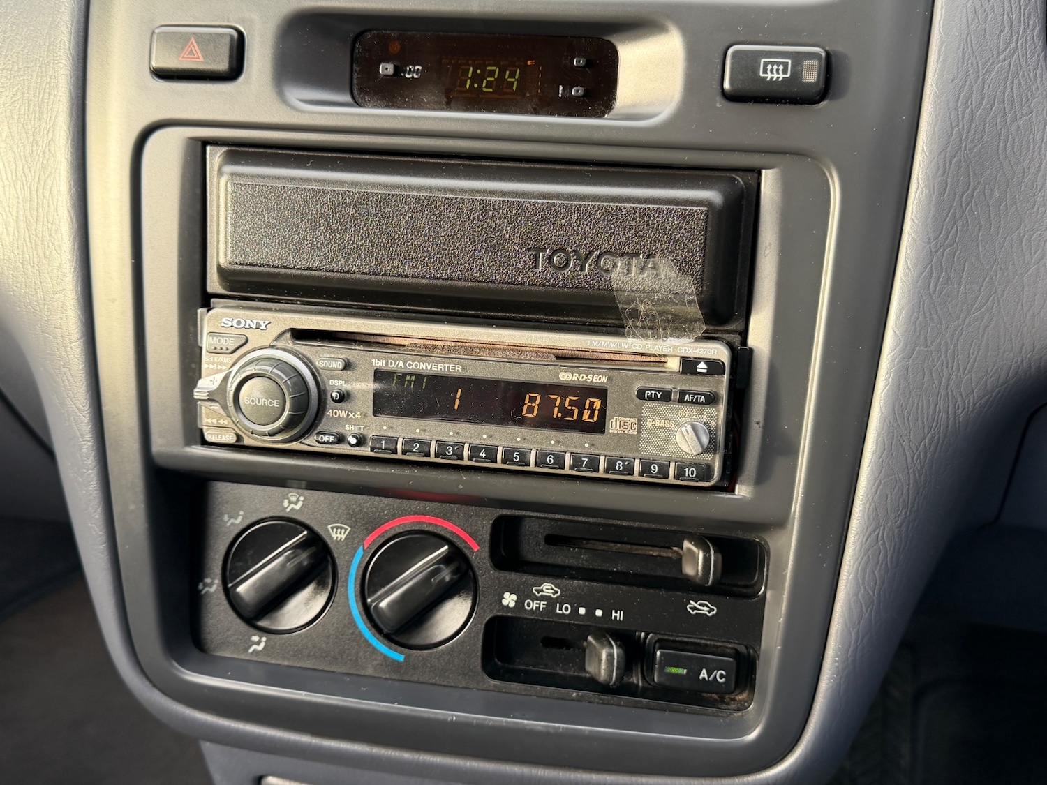 Used Toyota Picnic 2000 for sale - 77154315: Photo 17