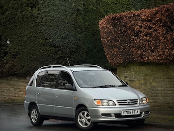 2000 (V) - 2.0 SE 5dr Auto