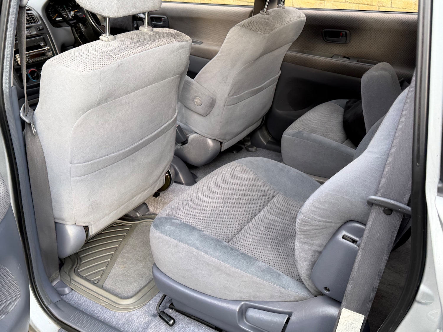 Used Toyota Picnic 2000 for sale - 77154315: Photo 9