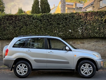 Used Toyota RAV4 2001 for sale - 75677304: Photo