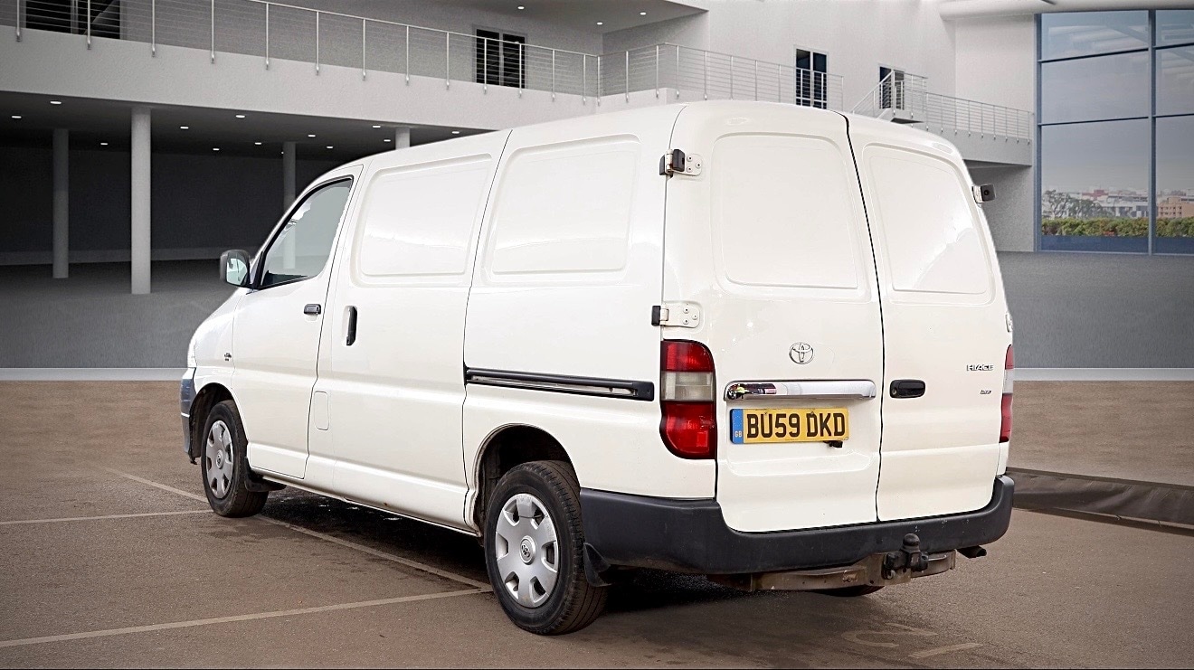 Used Toyota HiAce 2009 for sale - 77981941: Photo 4