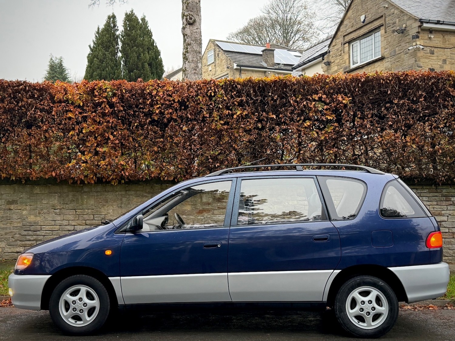 Used Toyota Picnic 1998 for sale - 76534100: Photo 5