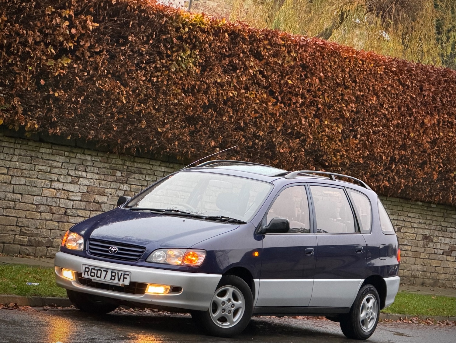 Used Toyota Picnic 1998 for sale - 76534100: Photo 6