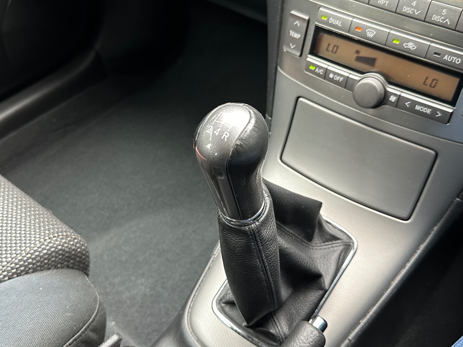 Used Toyota Avensis 2006 for sale - 76497641: Photo 16