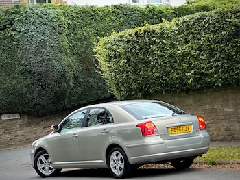 Used Toyota Avensis 2006 for sale - 76497641: Photo