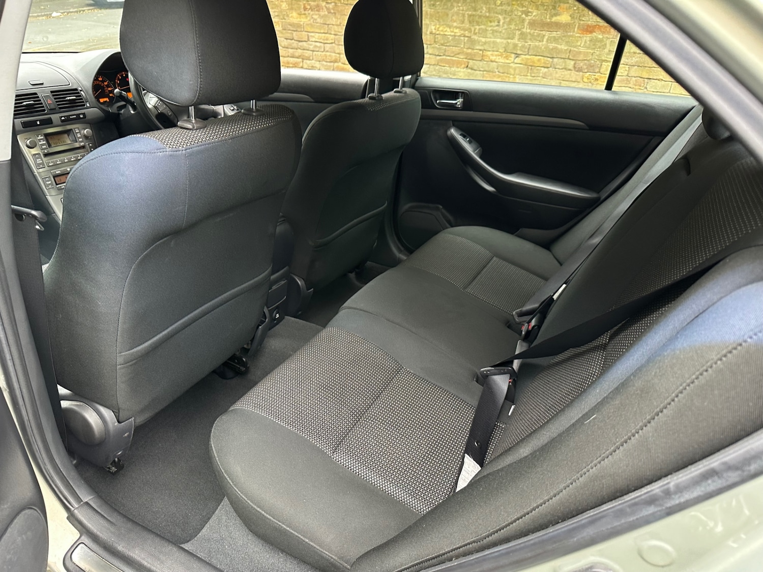 Used Toyota Avensis 2006 for sale - 76497641: Photo 9