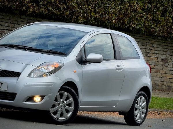 Used Toyota Yaris 2011 for sale - 76145753: Photo 11