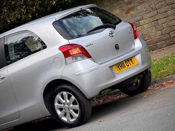 Used Toyota Yaris 2011 for sale - 76145753: Photo 20