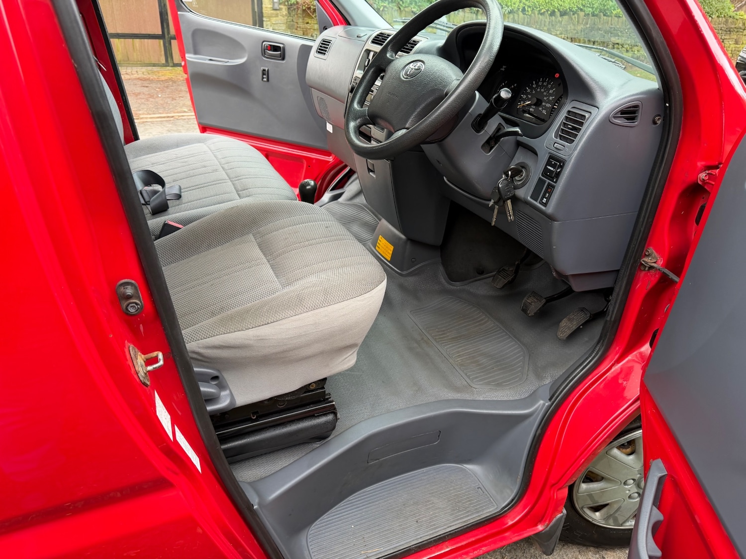 Used Toyota HiAce 2007 for sale - 77483998: Photo 15