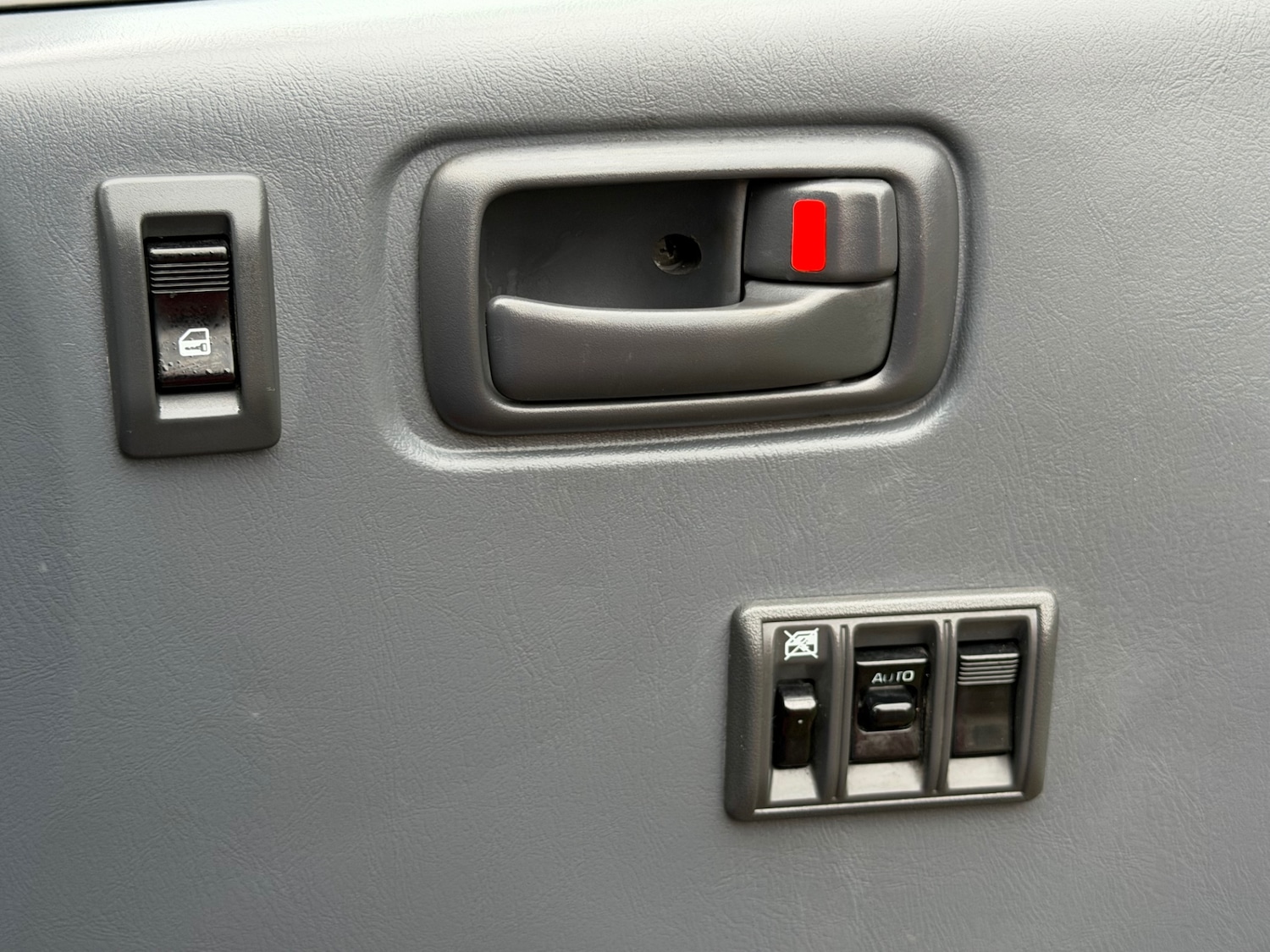 Used Toyota HiAce 2007 for sale - 77483998: Photo 18