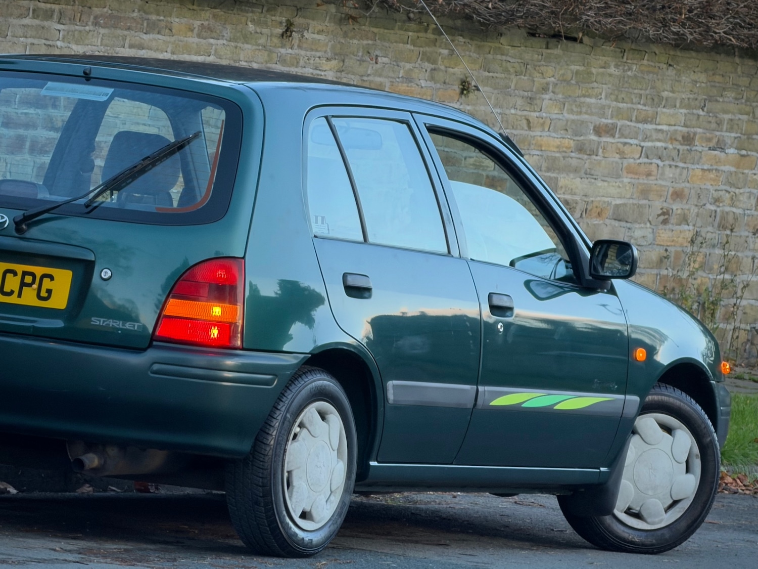 Used Toyota Starlet 1997 for sale - 76685068: Photo 11
