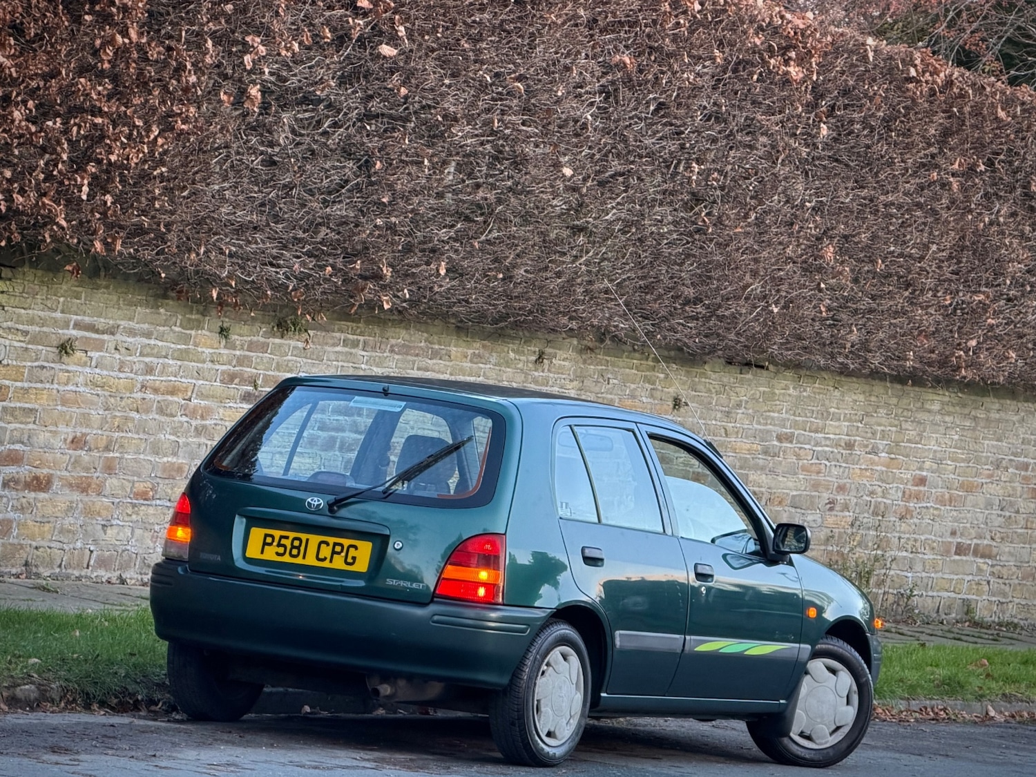 Used Toyota Starlet 1997 for sale - 76685068: Photo 3