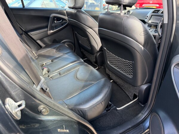 Used Toyota RAV4 2006 for sale - 76064748: Photo 10