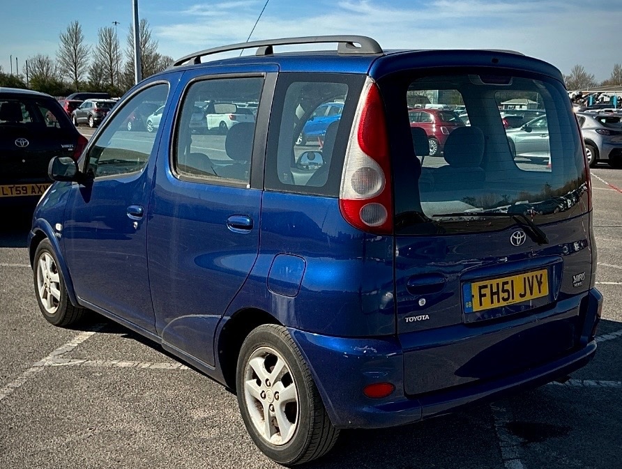 Used Toyota Yaris Verso 2002 for sale - 77947377: Photo 4