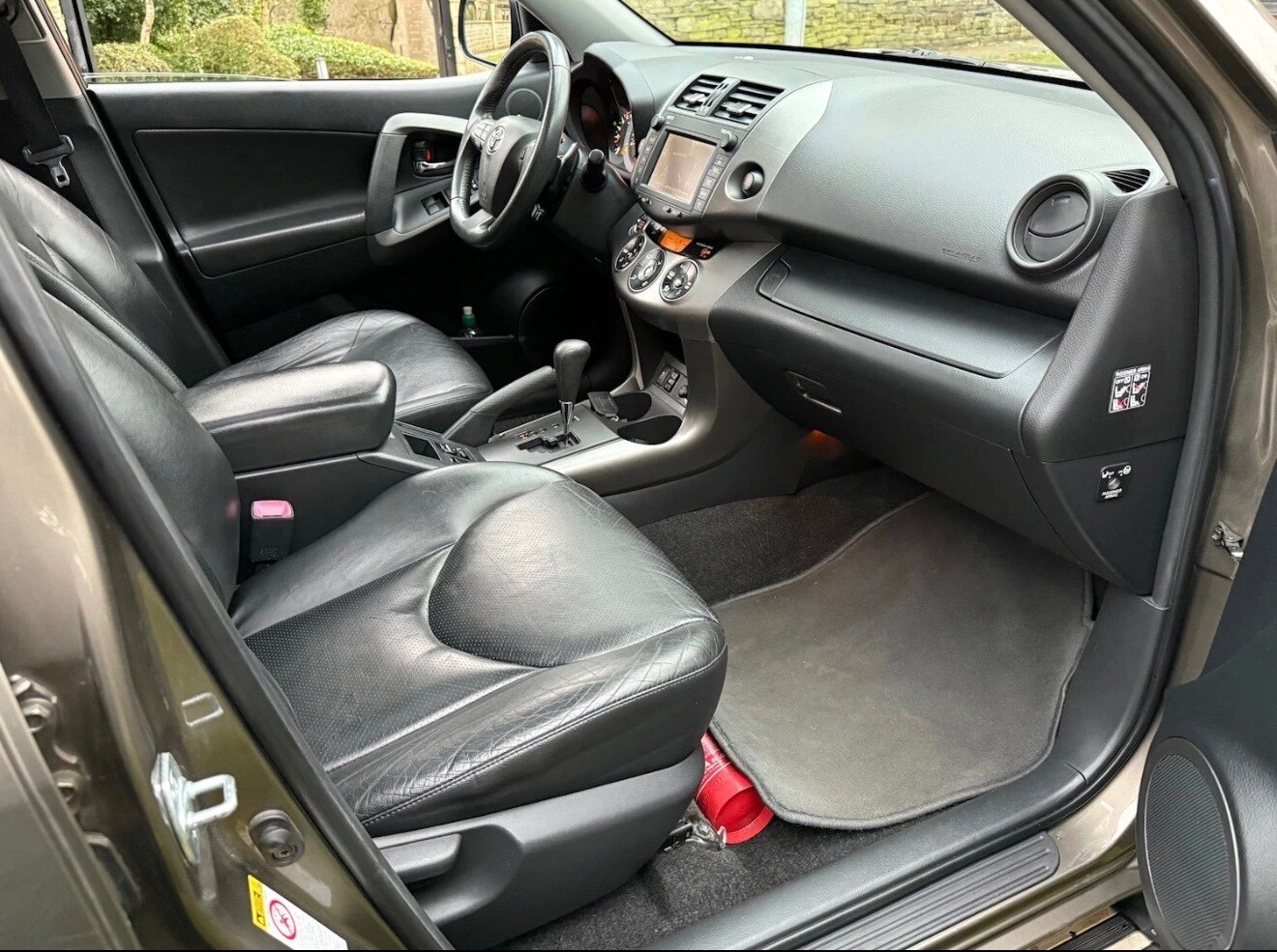 Used Toyota RAV4 2011 for sale - 78135138: Photo 7