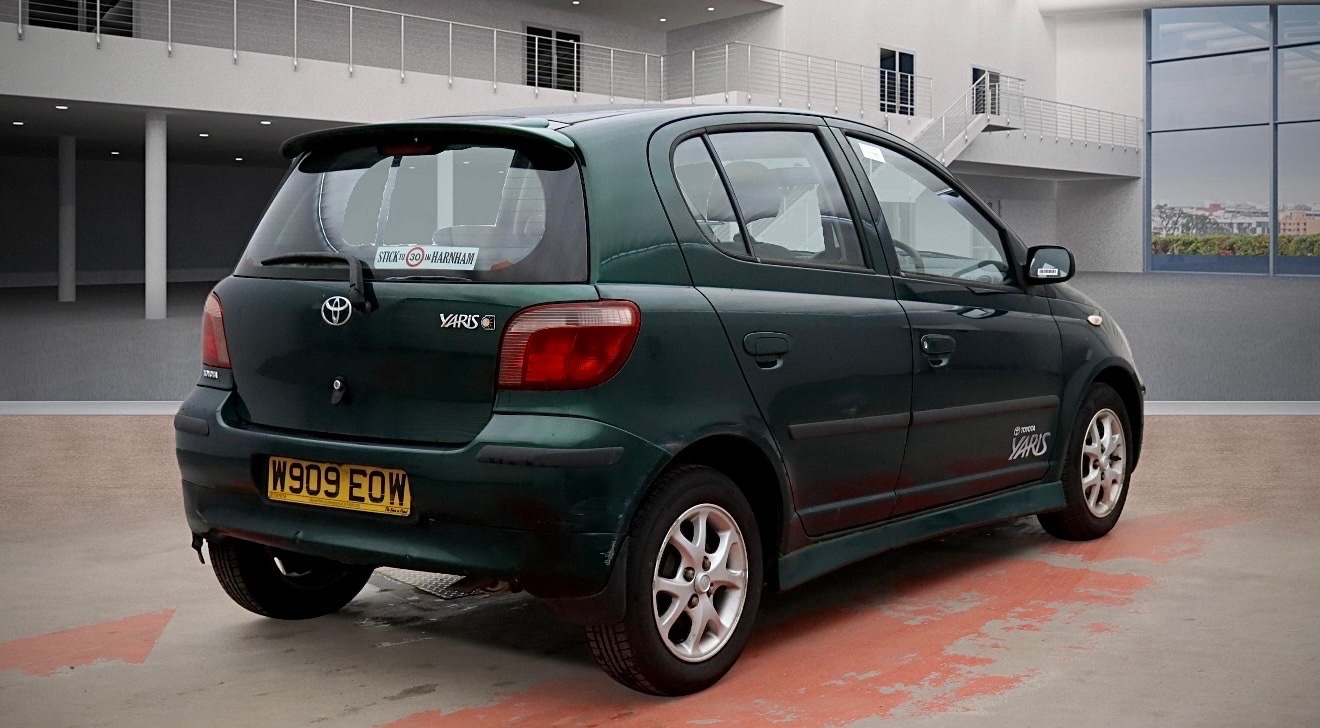 Used Toyota Yaris 2000 for sale - 77034693: Photo 4