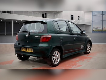 Used Toyota Yaris 2000 for sale - 77034693: Photo