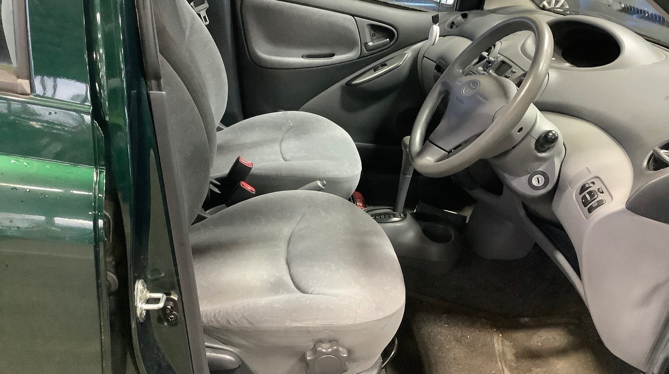 Used Toyota Yaris 2000 for sale - 77034693: Photo 7