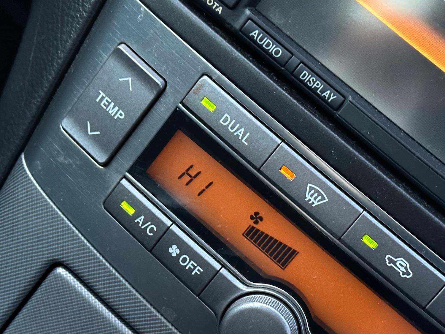 Used Toyota Avensis 2009 for sale - 76504318: Photo 18