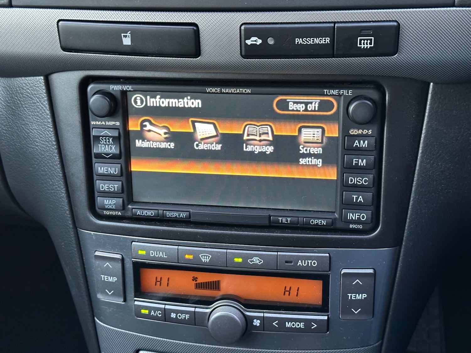 Used Toyota Avensis 2009 for sale - 76504318: Photo 19