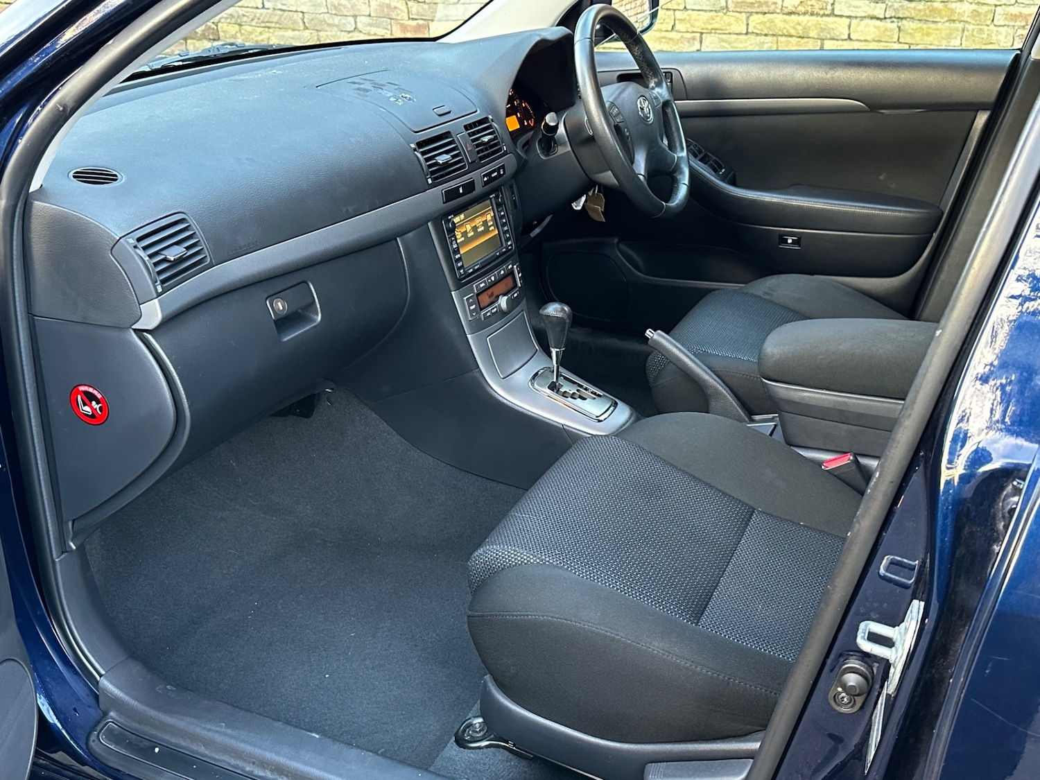 Used Toyota Avensis 2009 for sale - 76504318: Photo 7