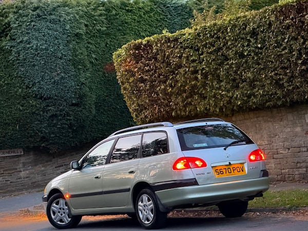 Used Toyota Avensis 1999 for sale - 76107588: Photo 4