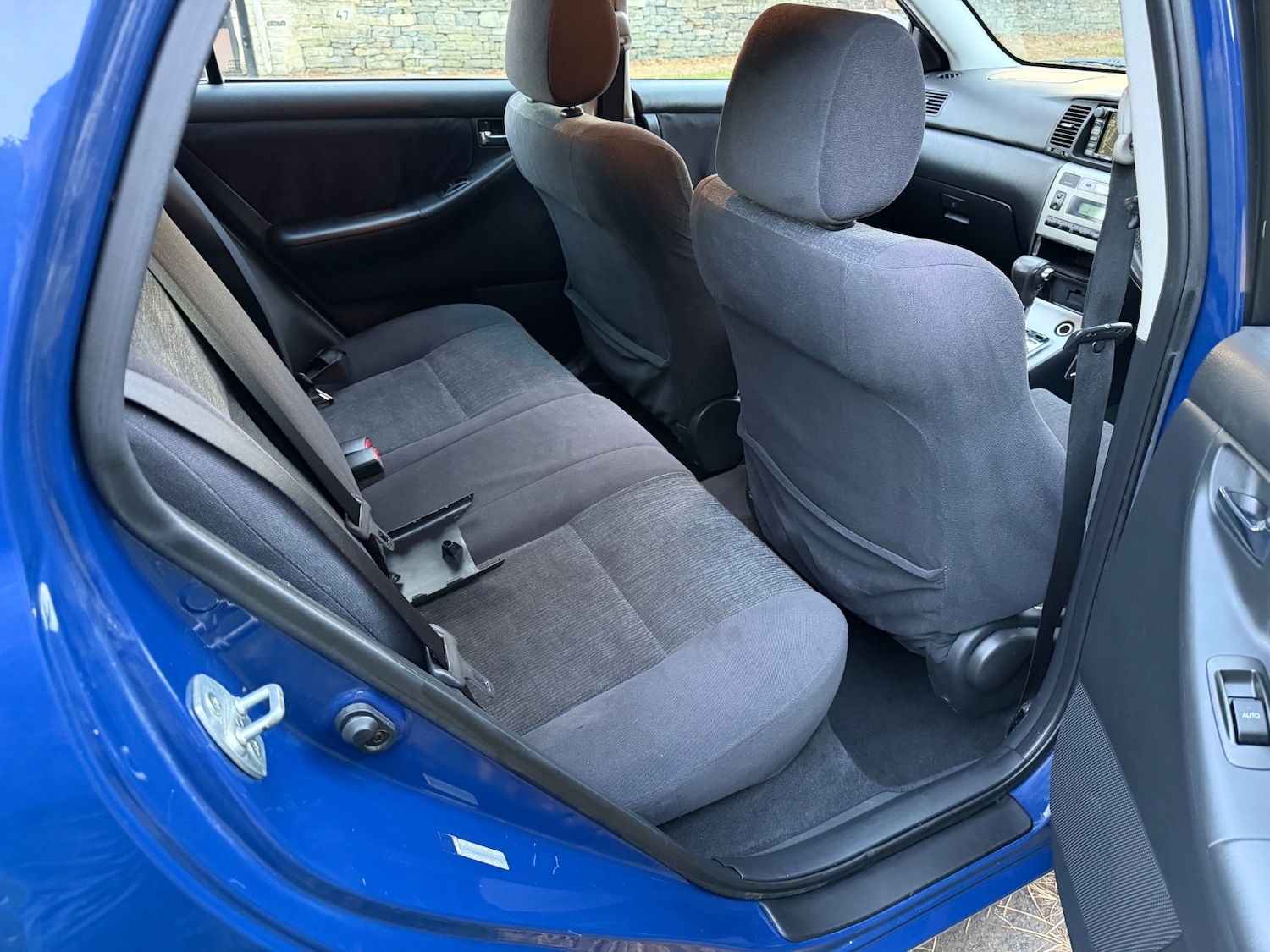 Used Toyota Corolla 2003 for sale - 76182277: Photo 10