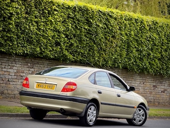 Used Toyota Avensis 2001 for sale - 78551878: Photo