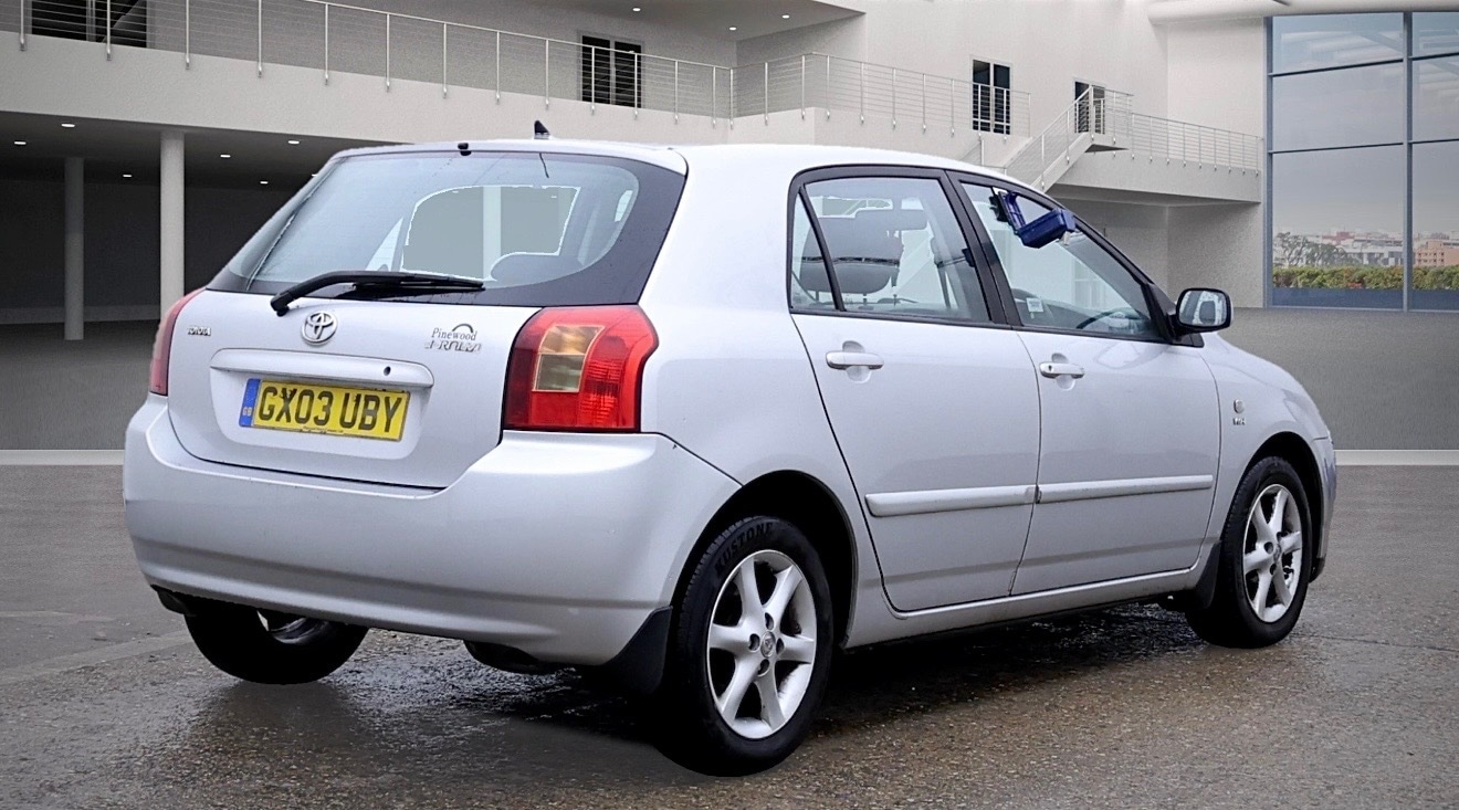 Used Toyota Corolla 2003 for sale - 76712243: Photo 3