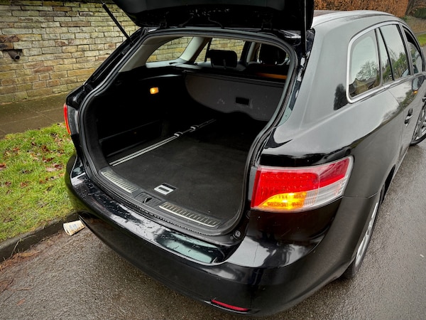 Used Toyota Avensis 2009 for sale - 73617006: Photo 13
