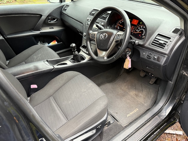 Used Toyota Avensis 2009 for sale - 73617006: Photo 9