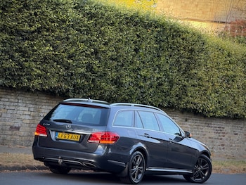 Used Mercedes-Benz E Class 2013 for sale - 79483420: Photo